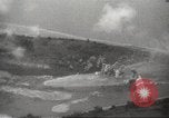 Standbild Allied P-40 Flugzeuge bombardieren Japanisch an Myitkina in Zweiten Weltkrieg Birma, 1944, aus Sekunde 48 historischem Filmmaterial Videoclip 65675061532