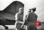 Standbild Allied P-40 Flugzeuge bombardieren Japanisch an Myitkina in Zweiten Weltkrieg Birma, 1944, aus Sekunde 61 historischem Filmmaterial Videoclip 65675061532
