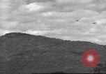 Standbild C-47 Skytrain Flugzeuge Birma, 1943, aus Sekunde 10 historischem Filmmaterial Videoclip 65675061562