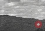 Standbild C-47 Skytrain Flugzeuge Birma, 1943, aus Sekunde 11 historischem Filmmaterial Videoclip 65675061562