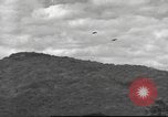 Standbild C-47 Skytrain Flugzeuge Birma, 1943, aus Sekunde 12 historischem Filmmaterial Videoclip 65675061562