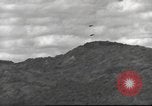 Standbild C-47 Skytrain Flugzeuge Birma, 1943, aus Sekunde 17 historischem Filmmaterial Videoclip 65675061562