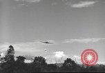 Standbild C-47 Skytrain Flugzeuge Birma, 1943, aus Sekunde 52 historischem Filmmaterial Videoclip 65675061562