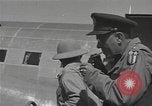 Standbild Oberst Lewis eine Pick Myitkyina Myanmar, 1944, aus Sekunde 45 historischem Filmmaterial Videoclip 65675061589