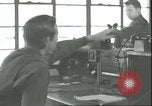 Standbild B-17 Flying Fortress Bomber europäische Theater, 1945, aus Sekunde 10 historischem Filmmaterial Videoclip 65675061610