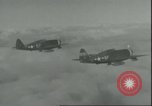 Standbild B-17 Flying Fortress Bomber europäische Theater, 1945, aus Sekunde 51 historischem Filmmaterial Videoclip 65675061610