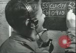 Standbild B-17 Flying Fortress Bomber europäische Theater, 1945, aus Sekunde 56 historischem Filmmaterial Videoclip 65675061610