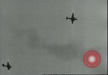 Standbild 8 Luftwaffen Besatzungsmitglieder Nordsee, 1945, aus Sekunde 9 historischem Filmmaterial Videoclip 65675061612