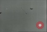 Standbild 8 Luftwaffen Besatzungsmitglieder Nordsee, 1945, aus Sekunde 16 historischem Filmmaterial Videoclip 65675061612