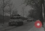 Standbild 7th Armored Division Sankt Vith Belgien, 1945, aus Sekunde 9 historischem Filmmaterial Videoclip 65675061636