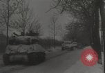 Standbild 7th Armored Division Sankt Vith Belgien, 1945, aus Sekunde 10 historischem Filmmaterial Videoclip 65675061636