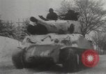 Standbild 7th Armored Division Sankt Vith Belgien, 1945, aus Sekunde 15 historischem Filmmaterial Videoclip 65675061636
