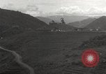 Standbild Burma road Birma, 1944, aus Sekunde 5 historischem Filmmaterial Videoclip 65675061637