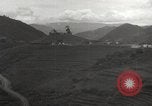 Standbild Burma road Birma, 1944, aus Sekunde 8 historischem Filmmaterial Videoclip 65675061637