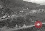 Standbild Burma road Birma, 1944, aus Sekunde 34 historischem Filmmaterial Videoclip 65675061637