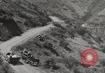 Standbild Burma road Birma, 1944, aus Sekunde 12 historischem Filmmaterial Videoclip 65675061638