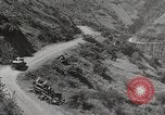 Standbild Burma road Birma, 1944, aus Sekunde 19 historischem Filmmaterial Videoclip 65675061638