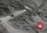 Standbild Burma road Birma, 1944, aus Sekunde 46 historischem Filmmaterial Videoclip 65675061638