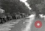 Image a inondé l'autoroute Panjao Birmanie, 1944, de la seconde 3 séquences d'archives historiques vidéo 65675061640