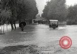 Image a inondé l'autoroute Panjao Birmanie, 1944, de la seconde 35 séquences d'archives historiques vidéo 65675061640