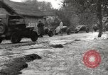 Image a inondé l'autoroute Panjao Birmanie, 1944, de la seconde 57 séquences d'archives historiques vidéo 65675061640