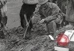 Image des coolies chinois la Birmanie, 1944, de la seconde 14 séquences d'archives historiques vidéo 65675061641