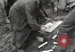 Image des coolies chinois la Birmanie, 1944, de la seconde 28 séquences d'archives historiques vidéo 65675061641