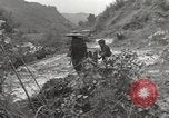 Image des coolies chinois la Birmanie, 1944, de la seconde 39 séquences d'archives historiques vidéo 65675061641