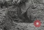 Image des coolies chinois la Birmanie, 1944, de la seconde 42 séquences d'archives historiques vidéo 65675061641