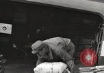 Standbild USA Soldaten Birma, 1944, aus Sekunde 34 historischem Filmmaterial Videoclip 65675061652