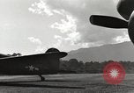 Standbild C-47 Flugzeuge Birma, 1944, aus Sekunde 15 historischem Filmmaterial Videoclip 65675061653