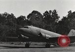 Standbild C-47 Flugzeuge Birma, 1944, aus Sekunde 22 historischem Filmmaterial Videoclip 65675061653