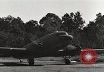 Standbild C-47 Flugzeuge Birma, 1944, aus Sekunde 27 historischem Filmmaterial Videoclip 65675061653