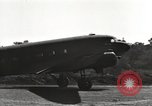 Standbild C-47 Flugzeuge Birma, 1944, aus Sekunde 36 historischem Filmmaterial Videoclip 65675061653
