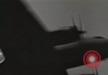 Standbild C-47 Flugzeuge Birma, 1944, aus Sekunde 56 historischem Filmmaterial Videoclip 65675061653