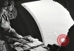 Standbild C-47 Flugzeug Birma, 1944, aus Sekunde 25 historischem Filmmaterial Videoclip 65675061655