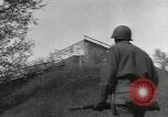 Standbild United States Army Vorbereitung Trainingsübungen im Kalten Krieg United States USA, 1956, aus Sekunde 22 historischem Filmmaterial Videoclip 65675061673