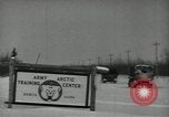 Standbild United States Army Vorbereitung Trainingsübungen im Kalten Krieg United States USA, 1956, aus Sekunde 52 historischem Filmmaterial Videoclip 65675061673