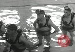 Standbild USA Soldaten Europa, 1954, aus Sekunde 19 historischem Filmmaterial Videoclip 65675061676