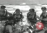 Standbild USA Soldaten Europa, 1954, aus Sekunde 23 historischem Filmmaterial Videoclip 65675061676