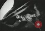 Standbild US Army Fallschirmjäger Ausbildung United States USA, 1941, aus Sekunde 37 historischem Filmmaterial Videoclip 65675061684