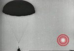 Standbild US Army Fallschirmjäger Ausbildung United States USA, 1941, aus Sekunde 41 historischem Filmmaterial Videoclip 65675061684
