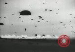 Standbild US Army Fallschirmjäger Ausbildung United States USA, 1941, aus Sekunde 51 historischem Filmmaterial Videoclip 65675061684