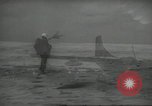 Image Nous manoeuvres de parachutage aéroportée United States USA, 1962, de la seconde 1 séquences d'archives historiques vidéo 65675061690