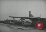 Image Nous manoeuvres de parachutage aéroportée United States USA, 1962, de la seconde 4 séquences d'archives historiques vidéo 65675061690