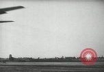 Image Nous manoeuvres de parachutage aéroportée United States USA, 1962, de la seconde 22 séquences d'archives historiques vidéo 65675061690