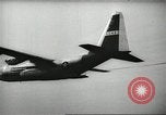 Image Nous manoeuvres de parachutage aéroportée United States USA, 1962, de la seconde 61 séquences d'archives historiques vidéo 65675061690