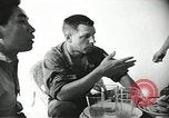 Standbild USA Soldaten Vietnam, 1964, aus Sekunde 58 historischem Filmmaterial Videoclip 65675061696