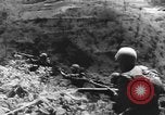 Standbild Kapitän Audie Murphy der 36th Division Texas National Guard Korea, 1950, aus Sekunde 28 historischem Filmmaterial Videoclip 65675061702