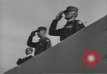 Immagine di Terza Divisione di fanteria si discosta dalla Corea al ritorno a casa New Orleans Louisiana USA, 1954, secondo 12 filmato di repertorio 65675061715